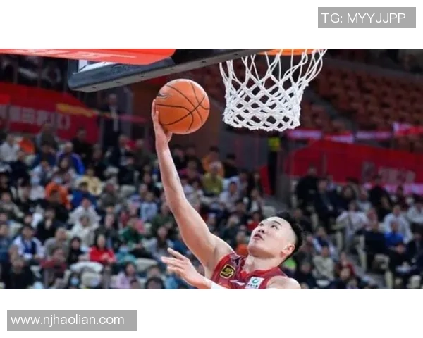 贺希宁：从篮球新星到职业生涯巅峰的成长之路与奋斗故事